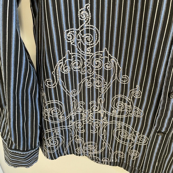 BLUE, Embroidered button Down Shirt Sz M - Picture 12 of 15